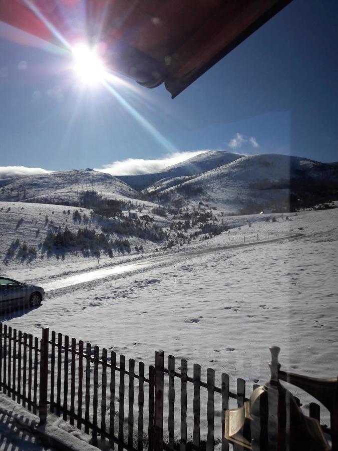 הוילה Zlatibor Brvnara Mir מראה חיצוני תמונה